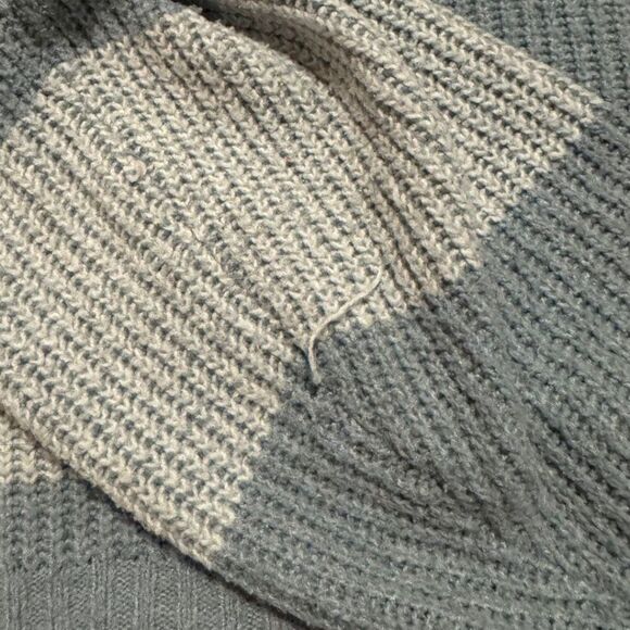 Hollister Crewneck Oversized Striped Sweater Blue Gray XS Juniors - Picture 4 of 8